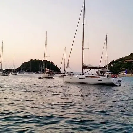 Villa Full Of Sea - Christos *